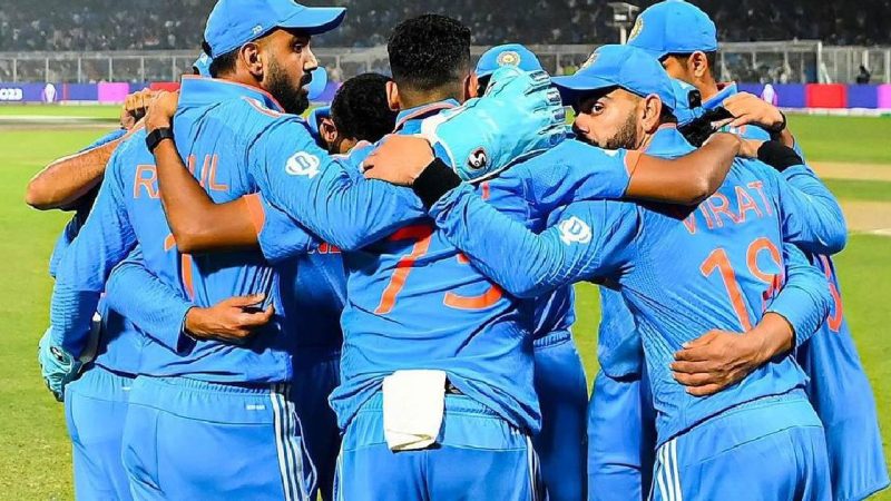 India:टीम इंडिया के फैन्स ने कहा, ‘दोबारा इस के शरीर पर टीम इंडिया की जर्सी नहीं आनी चाहिए’